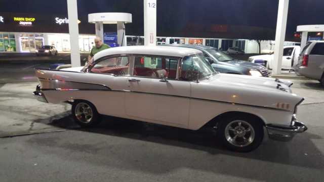 1957 Chevrolet Bel Air/150/210 2 DOOR SEDAN