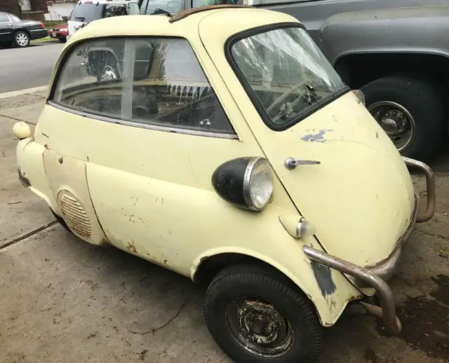 1957 BMW Isetta 300