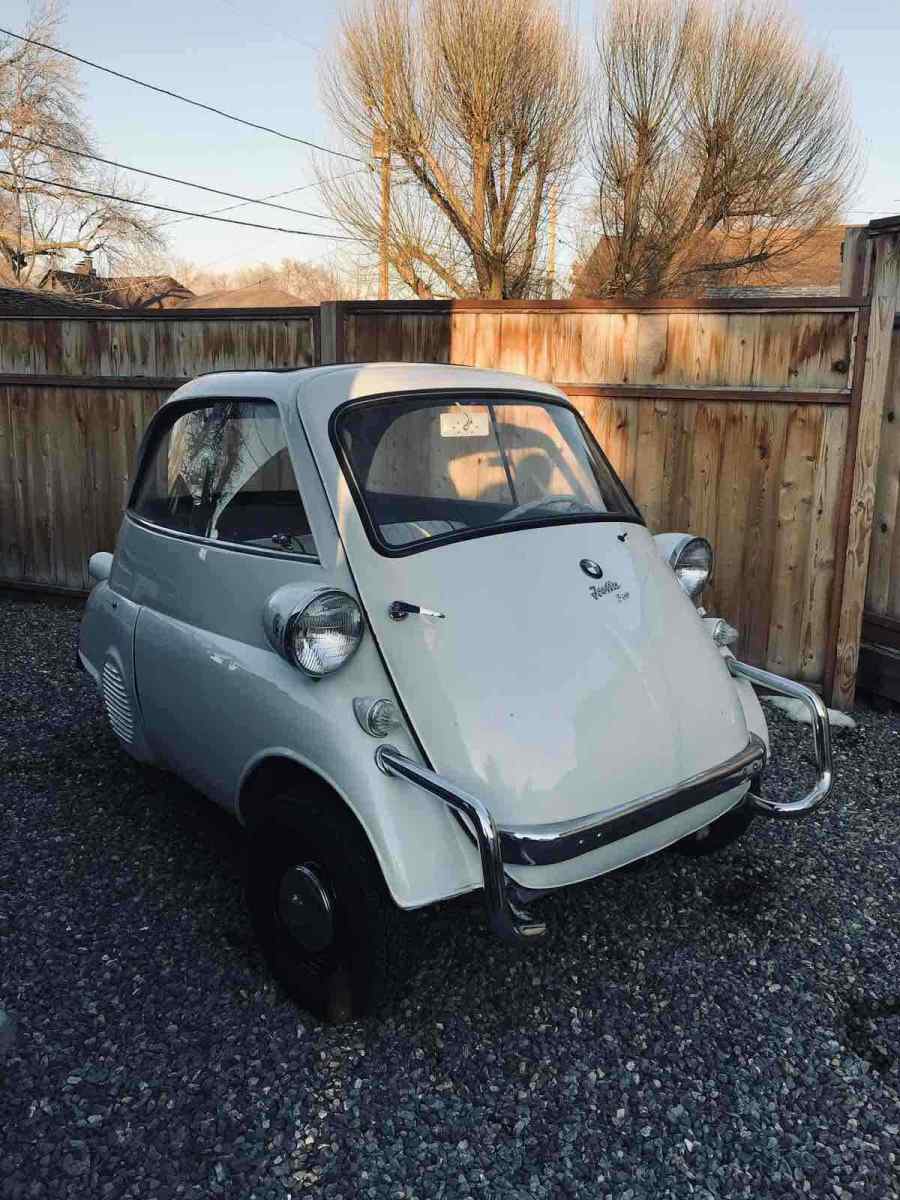 1957 BMW Isetta 300