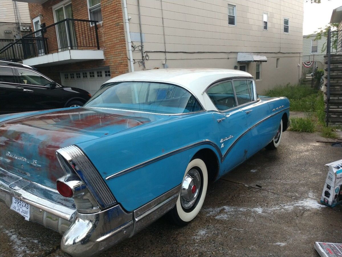 1957 Buick Roadmaster 75 hardtop