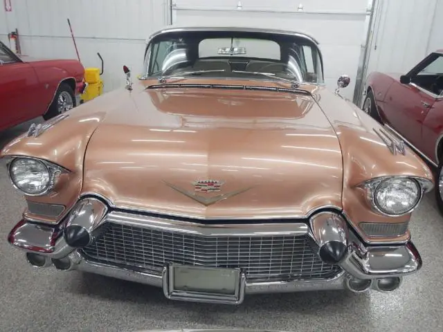 1957 Cadillac ELDORADO BIARRI --