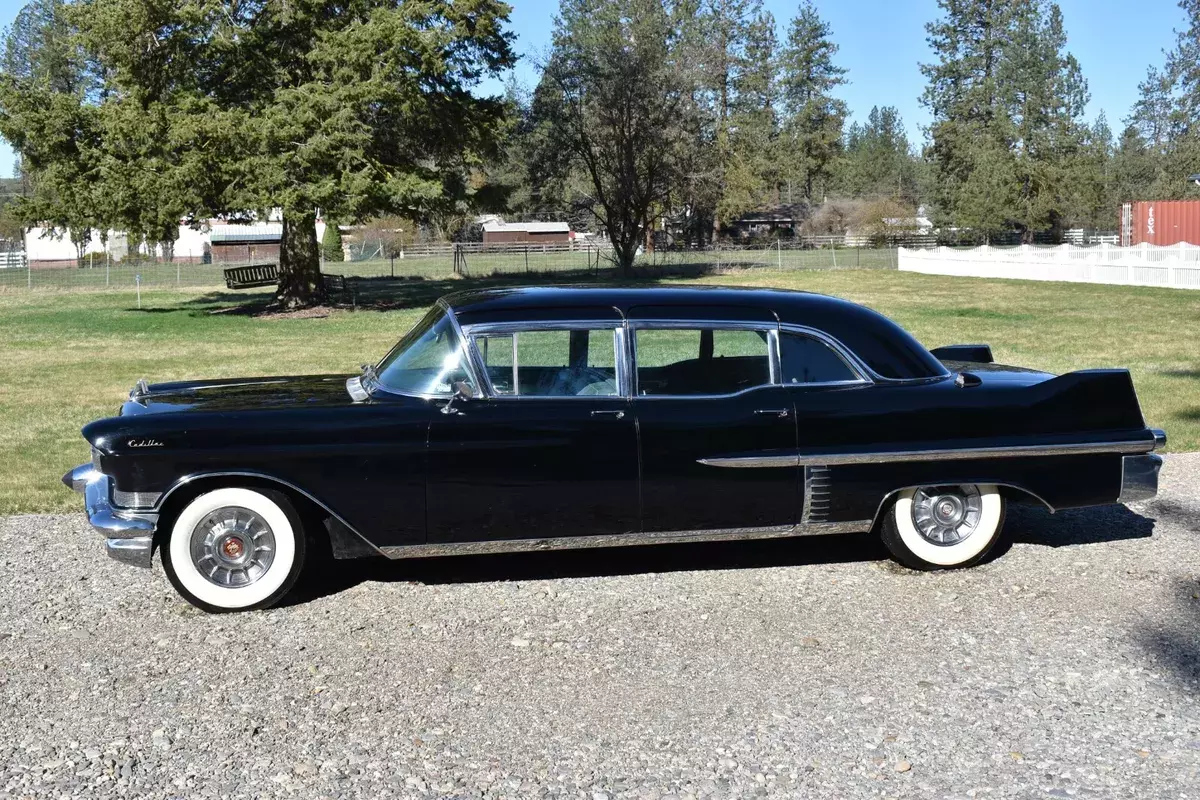 1957 Cadillac Fleetwood