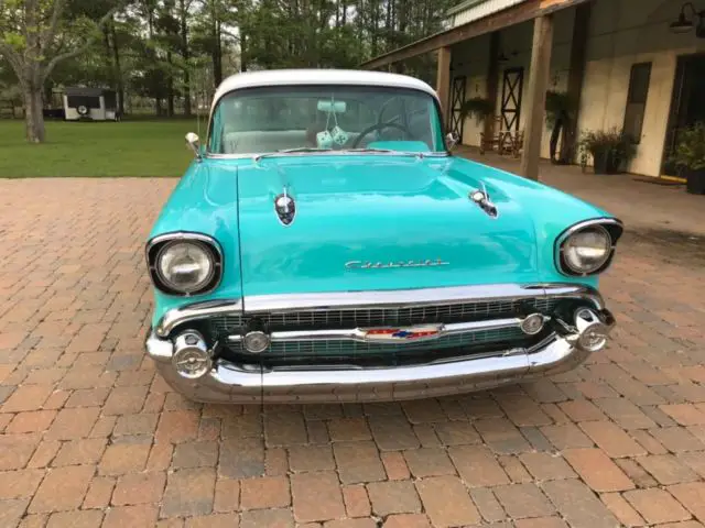 1957 Chevrolet Bel Air/150/210