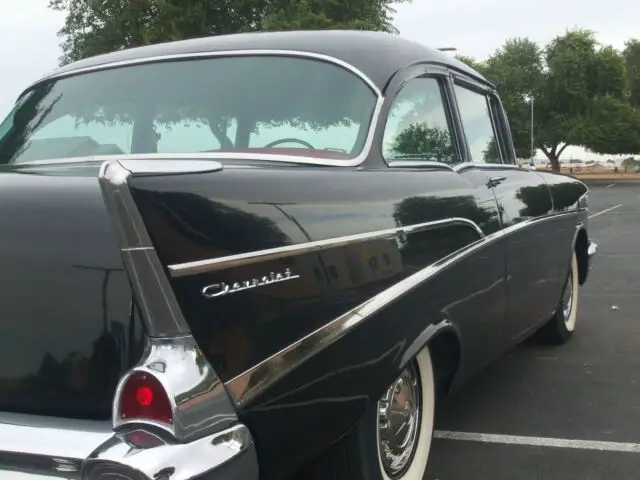 1957 Chevrolet Bel Air/150/210 210