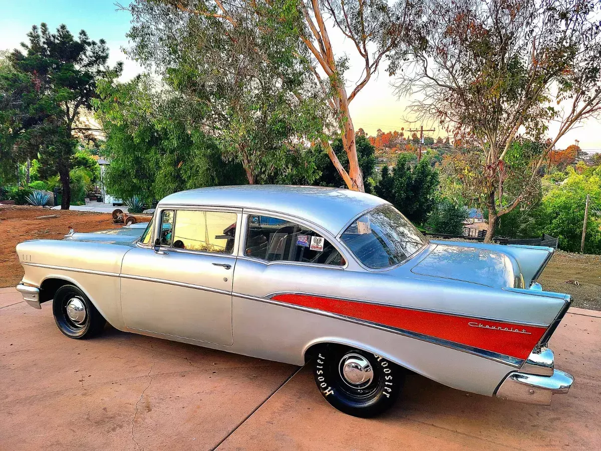 1957 Chevrolet Bel Air/150/210