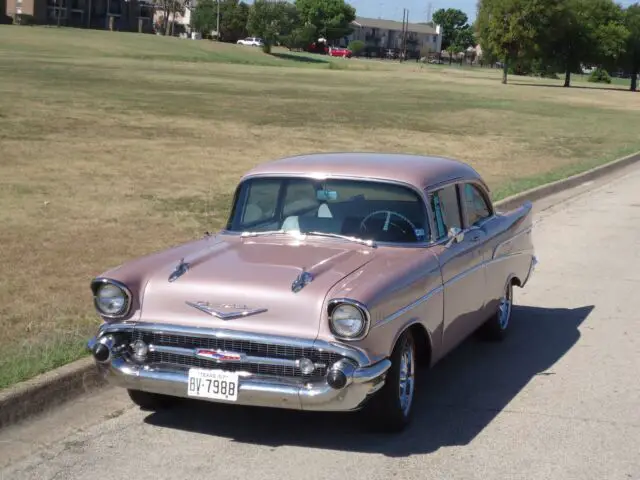 1957 Chevrolet Bel Air/150/210