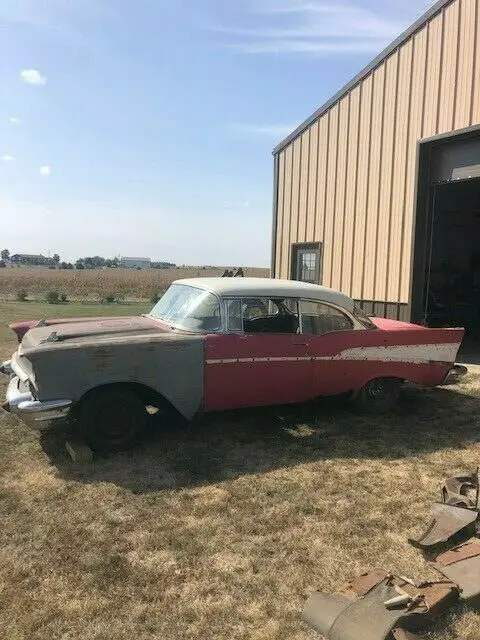 1957 Chevrolet Bel Air/150/210