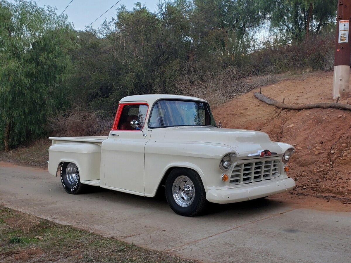 1957 Chevrolet 3100 stepside shortbed