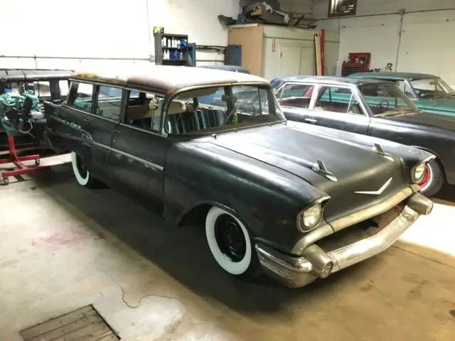 1957 Chevrolet Bel Air/150/210 4 door wagon