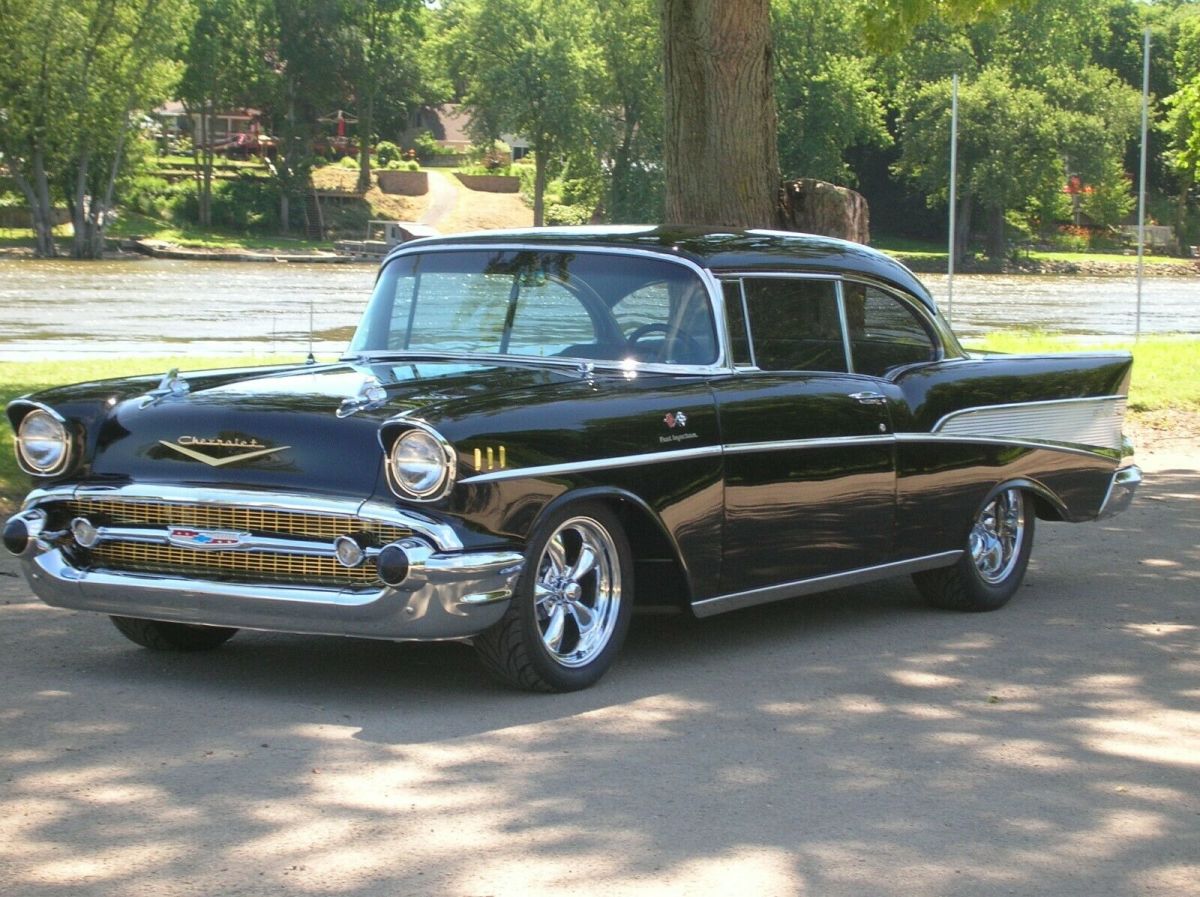 1957 Chevrolet Bel Air/150/210