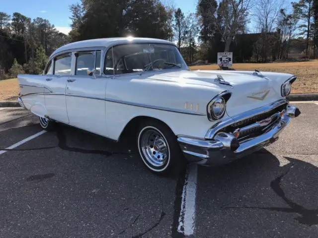 1957 Chevrolet Bel Air/150/210