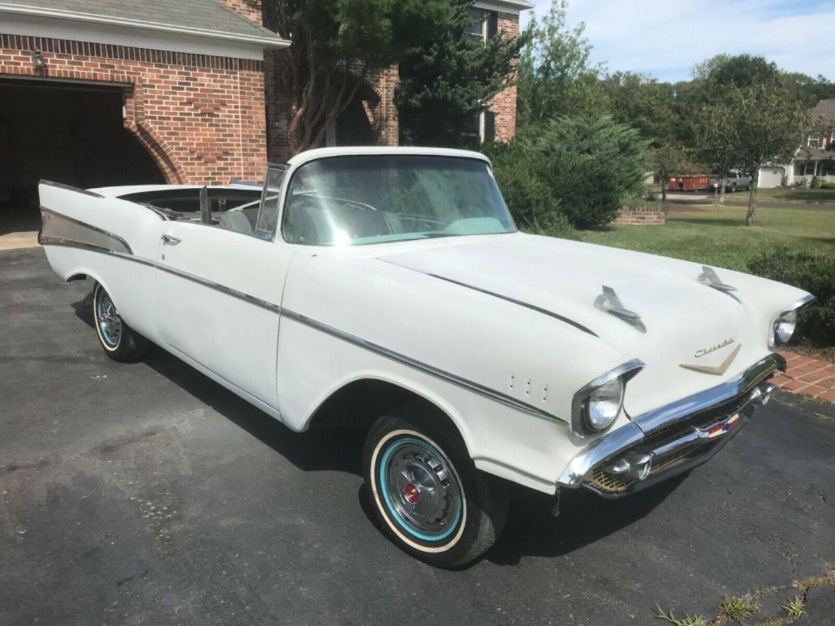 1957 Chevrolet Bel Air/150/210