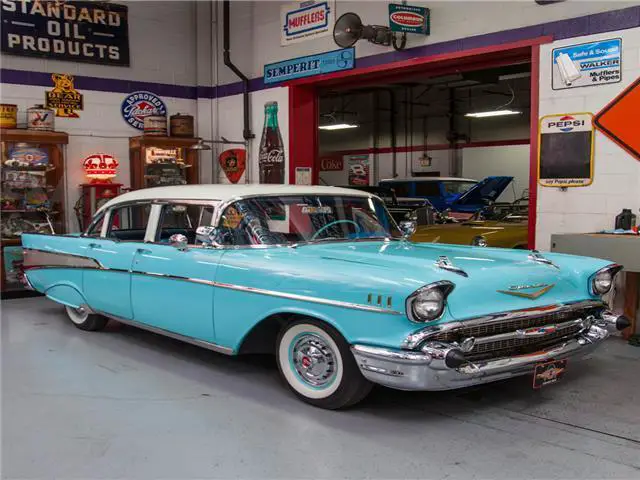 1957 Chevrolet Bel Air/150/210