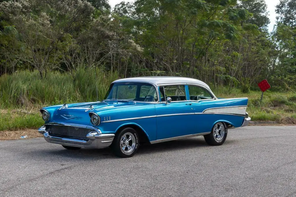 1957 Chevrolet Bel Air/150/210 Sedan