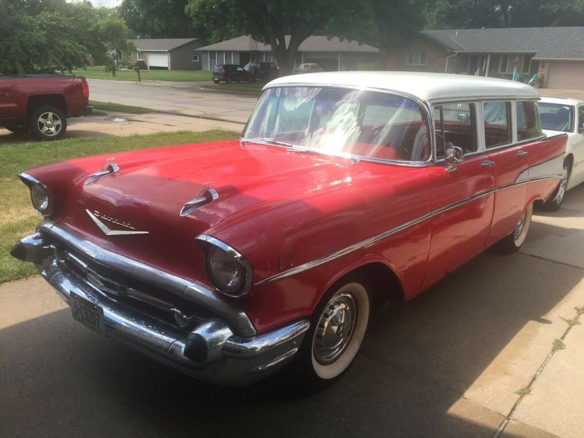 1957 Chevrolet Bel Air/150/210 Station Wagon