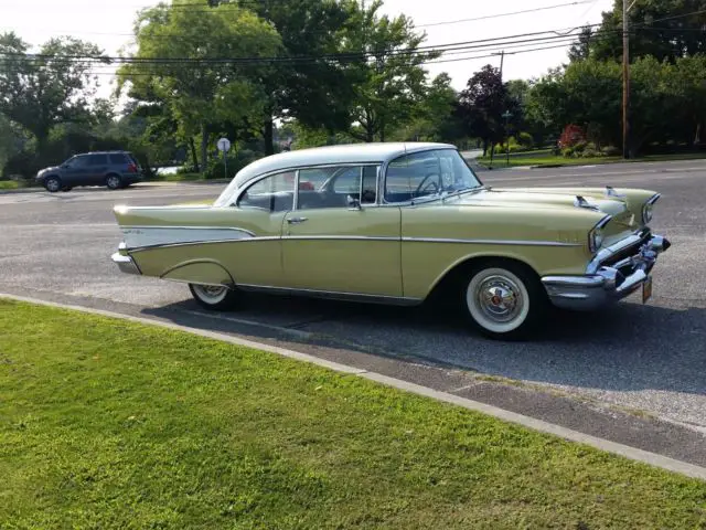 1957 Chevrolet Bel Air/150/210