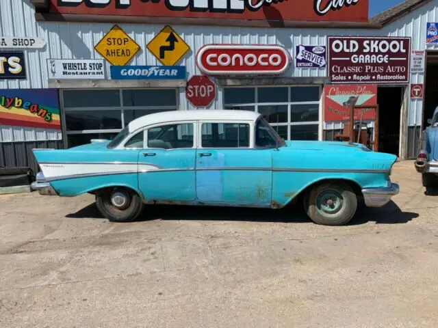 1957 Chevrolet Bel Air/150/210