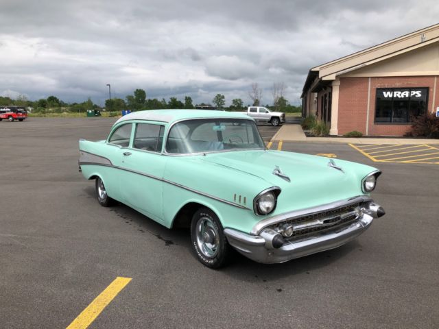 1957 Chevrolet Bel Air/150/210