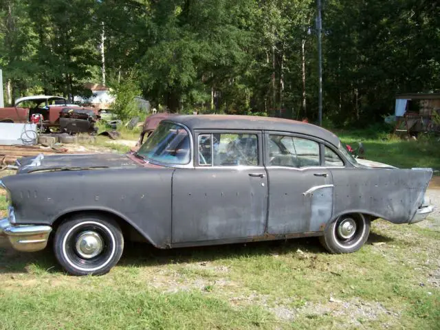 1957 Chevrolet Bel Air/150/210 210