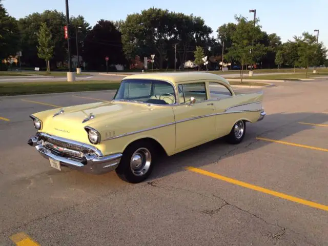 1957 Chevrolet Bel Air/150/210