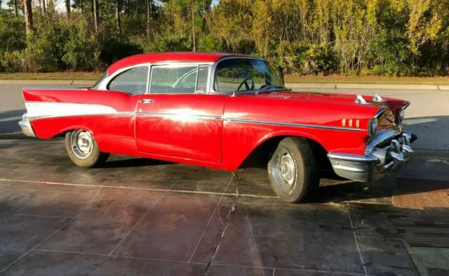 1957 Chevrolet Bel Air/150/210 2 Door Hardtop