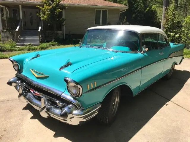 1957 Chevrolet Bel Air/150/210 2dr Hardtop