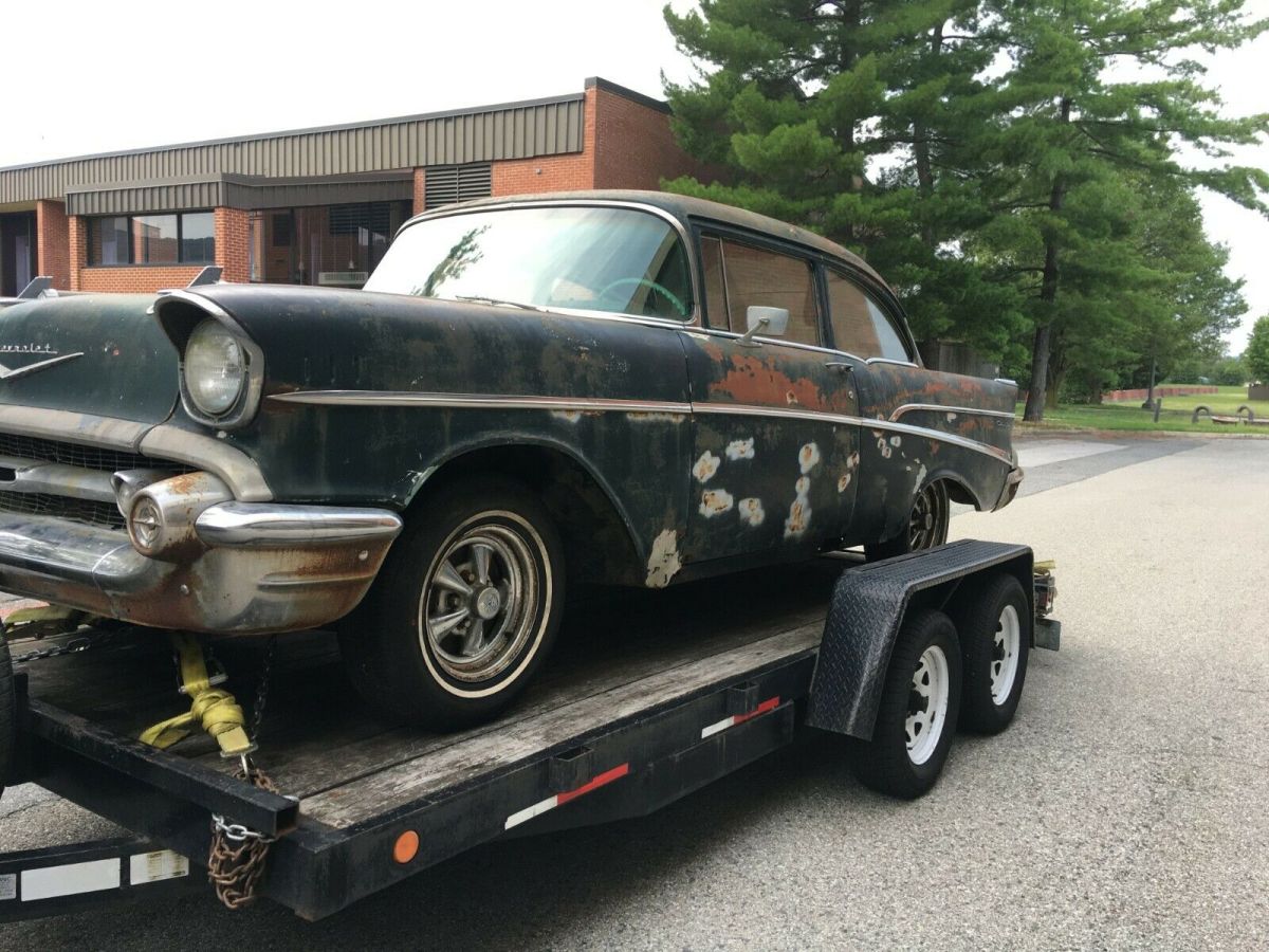 1957 Chevrolet Bel Air/150/210