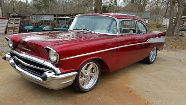 1957 Chevrolet Bel Air/150/210 2 door H/T