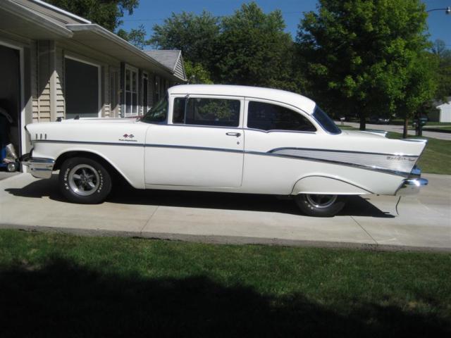 1957 Chevrolet Bel Air/150/210