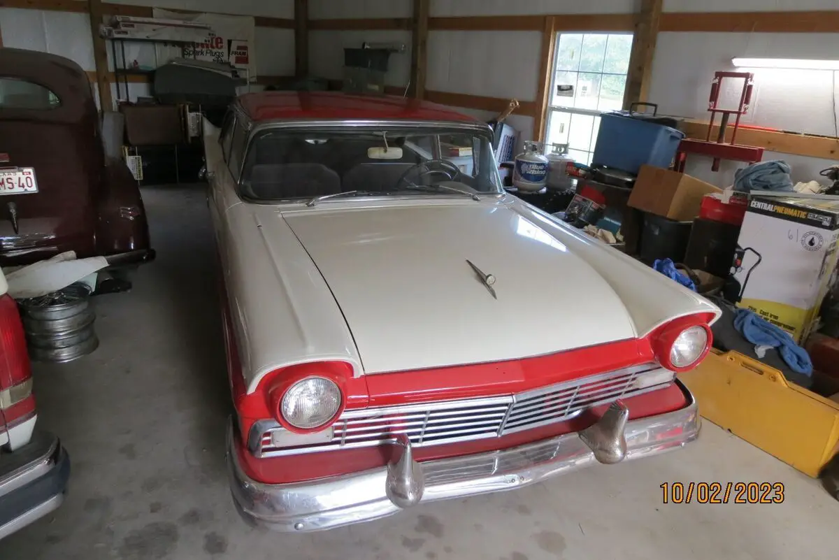 1957 Ford Fairlane