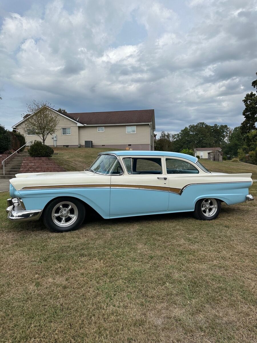 1957 Ford Custom 300