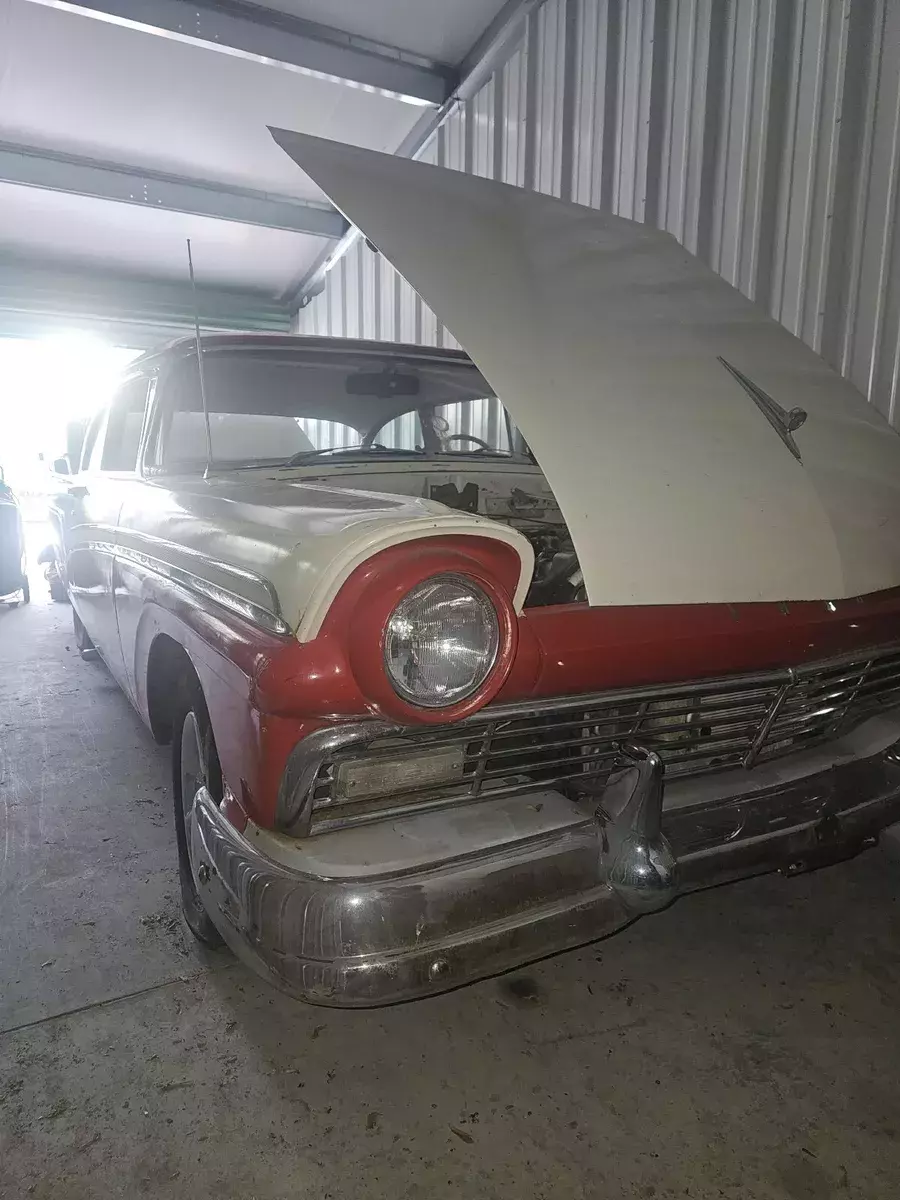 1957 Ford Custom Model 70B