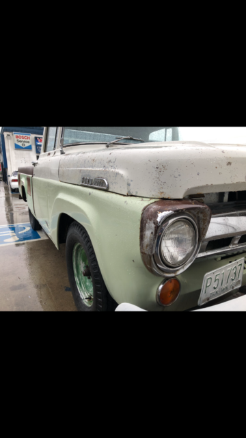 1957 Ford F-100