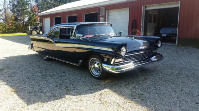 1957 Ford Fairlane 500