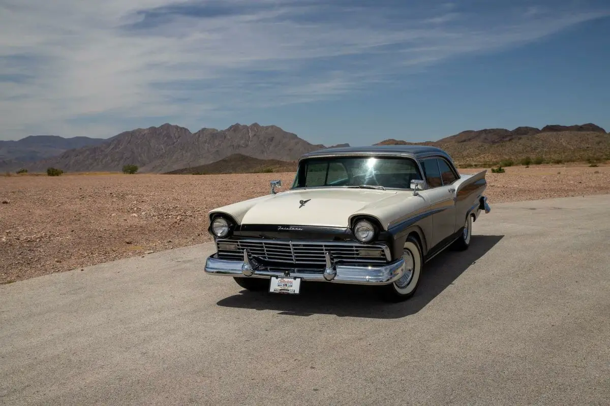 1957 Ford Fairlane