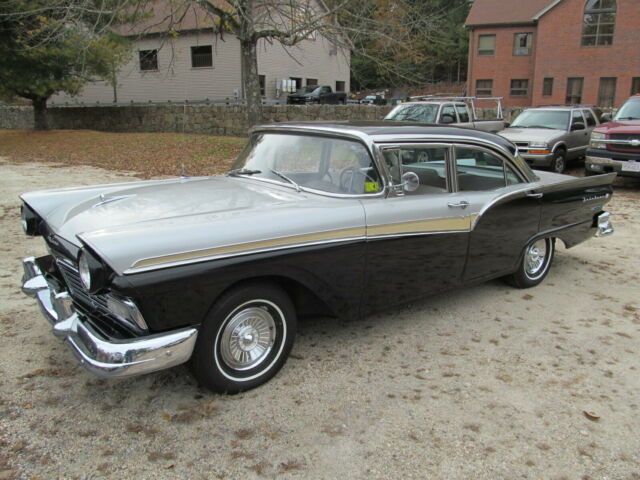 1957 Ford Fairlane grey and black