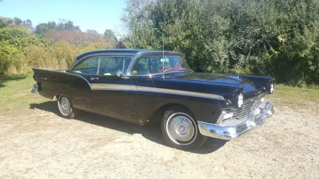 1957 Ford Fairlane 500