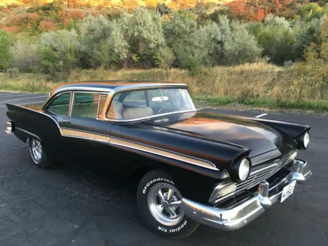 1957 Ford Fairlane 500 Sport Coupe