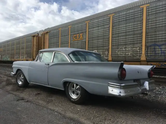 1957 Ford Fairlane