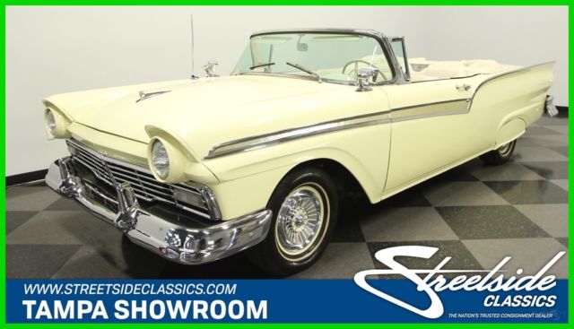 1957 Ford Fairlane 500 Sunliner