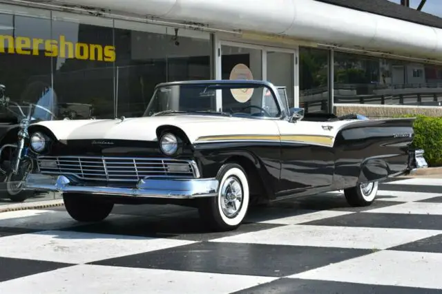 1957 Ford Fairlane