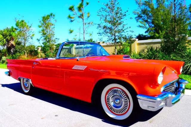 1957 Ford Thunderbird 312 / 245 HP V8 Port Hole Hard Top Convertible