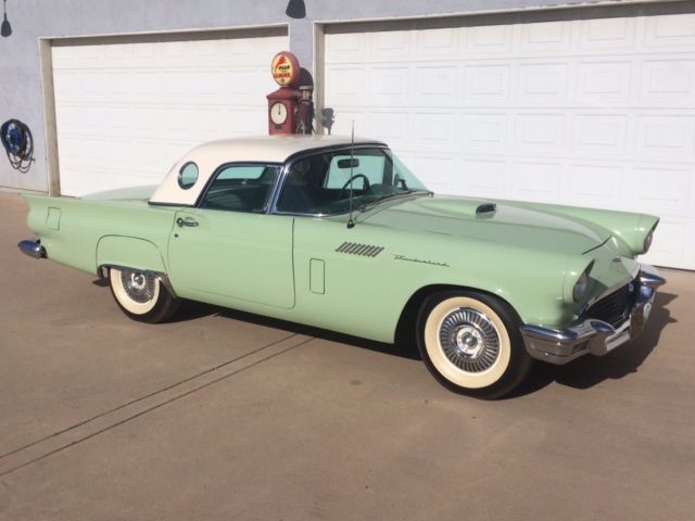 1957 Ford Thunderbird Convertible