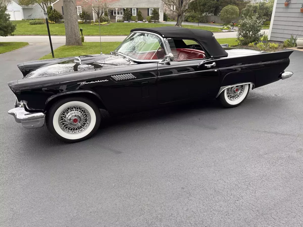 1957 Ford Thunderbird Chrome