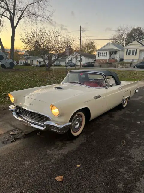 1957 Ford Thunderbird White