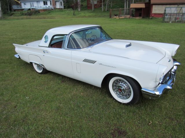 1957 Ford Thunderbird Standard