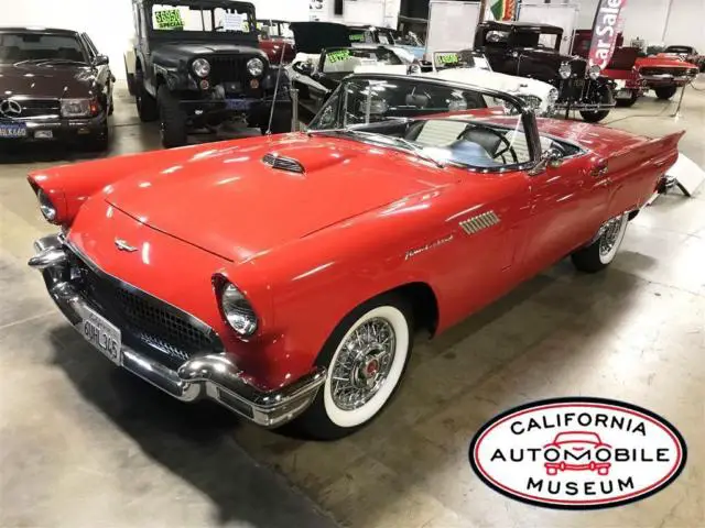 1957 Ford Thunderbird --