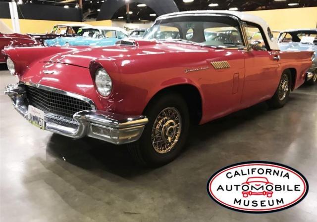 1957 Ford Thunderbird --