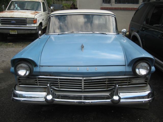 1957 Ford Custom