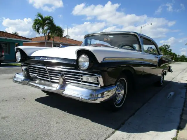 1957 Ford Fairlane 500